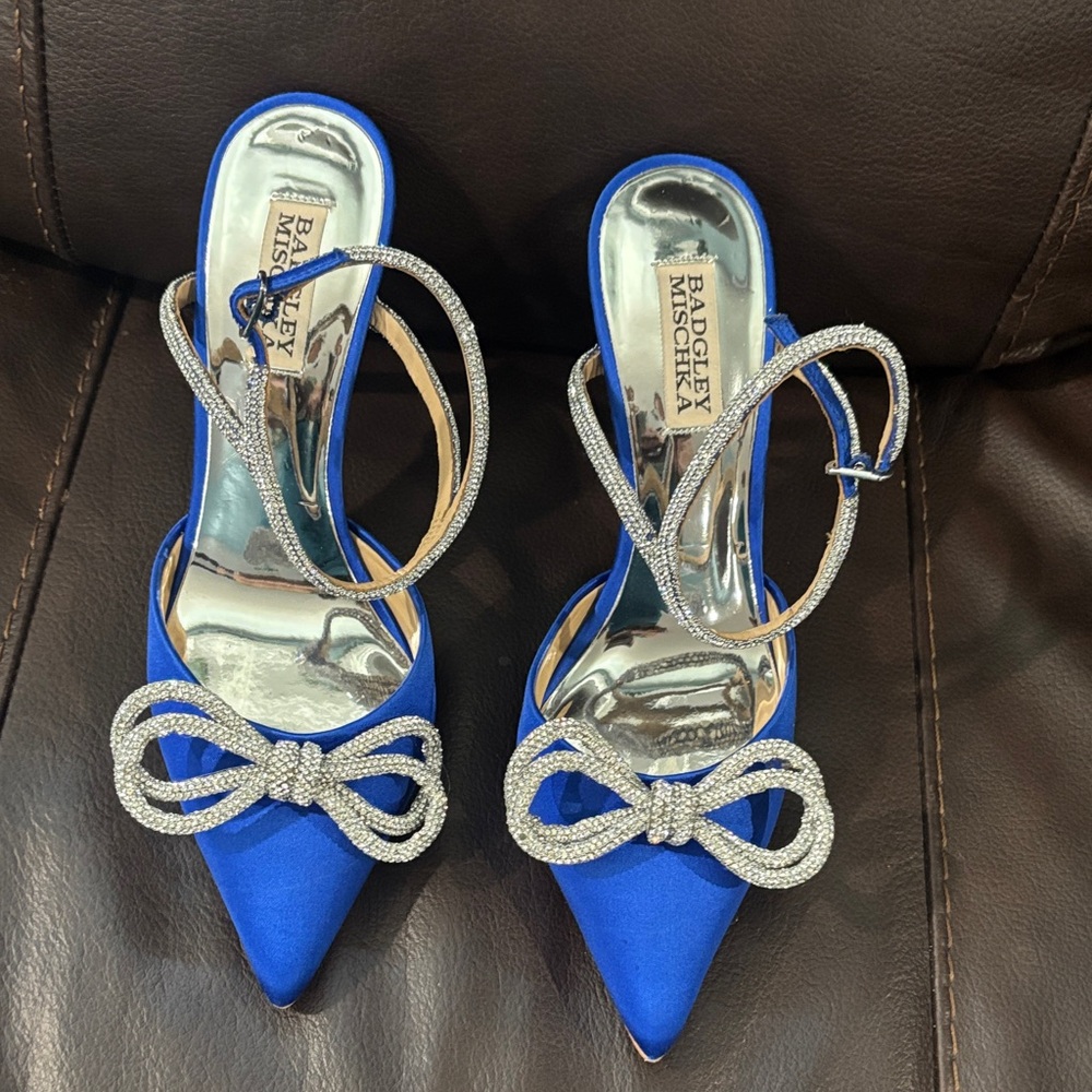 Badgley Mischka Jasmine Pointed Toe Pump